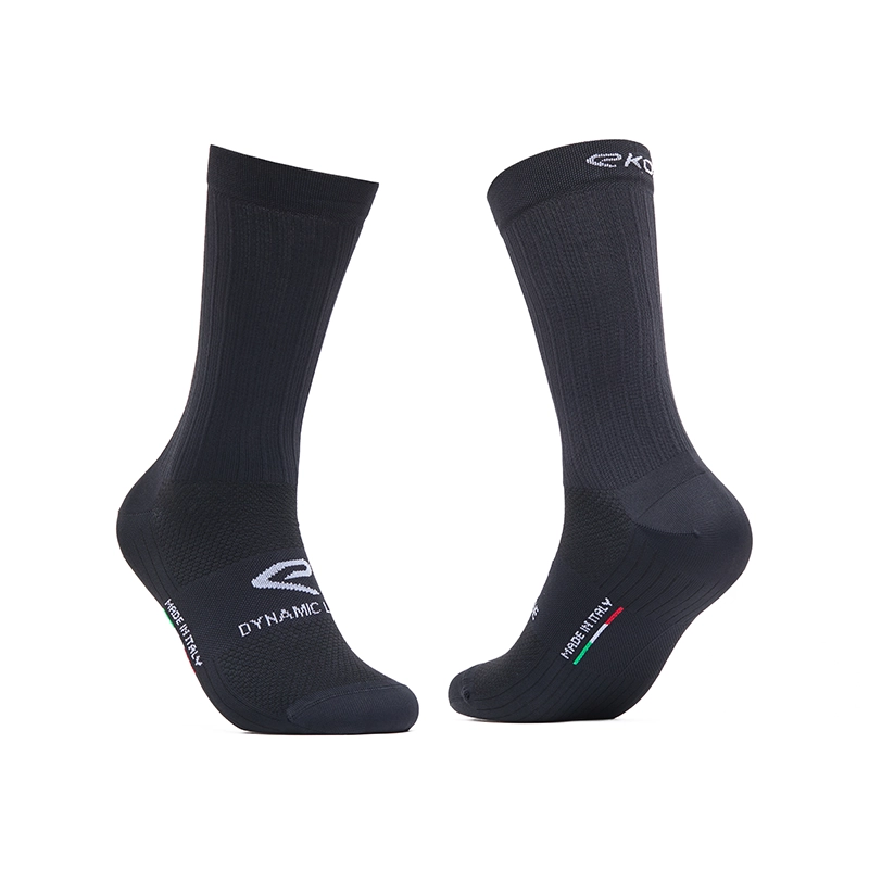 01190þChaussettes vélo EKOI Perf Aéro DYNAMIC LINE 18 cm Noires