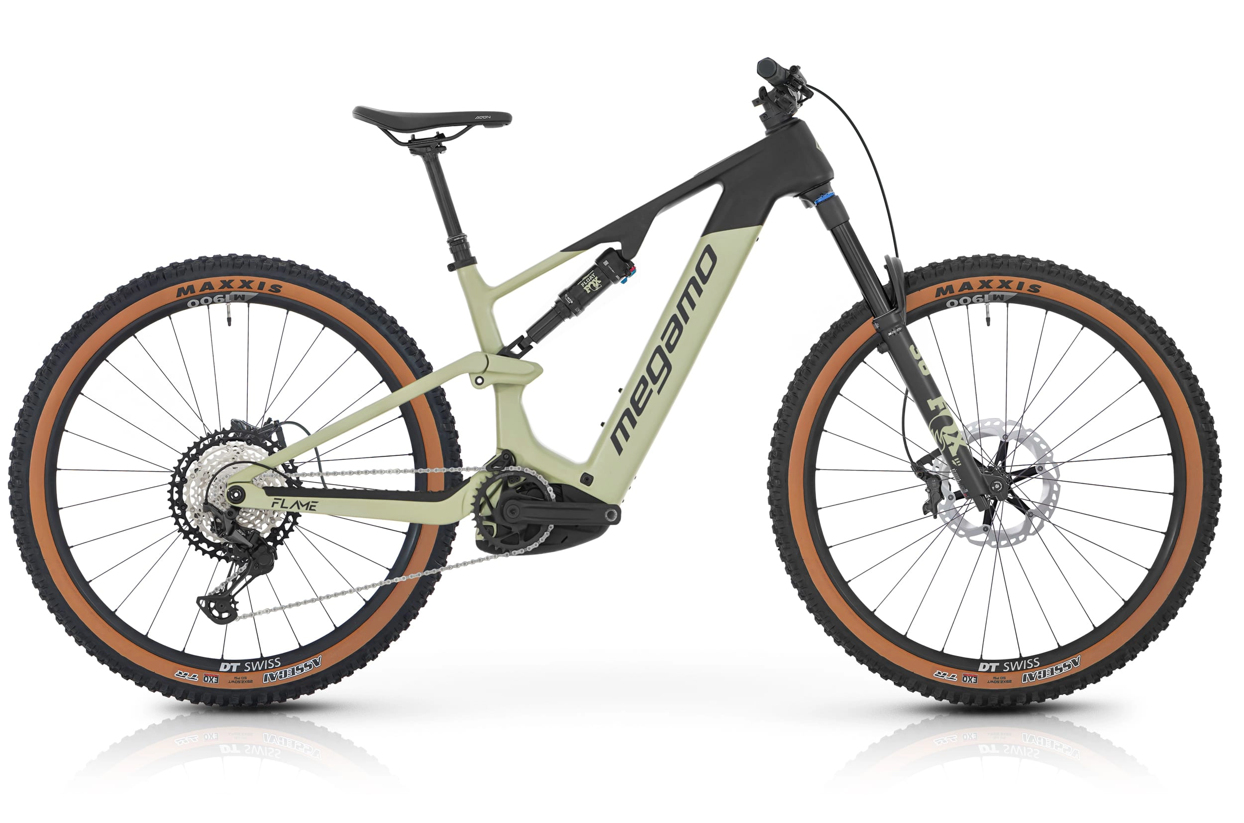 01568þVTT AE MEGAMO FLAME CRB 05 - 2026